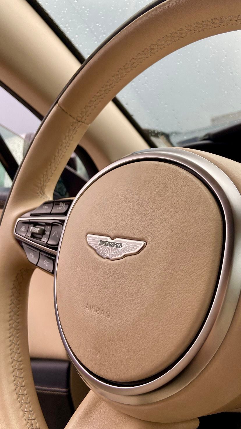 Aston Martin Interieur