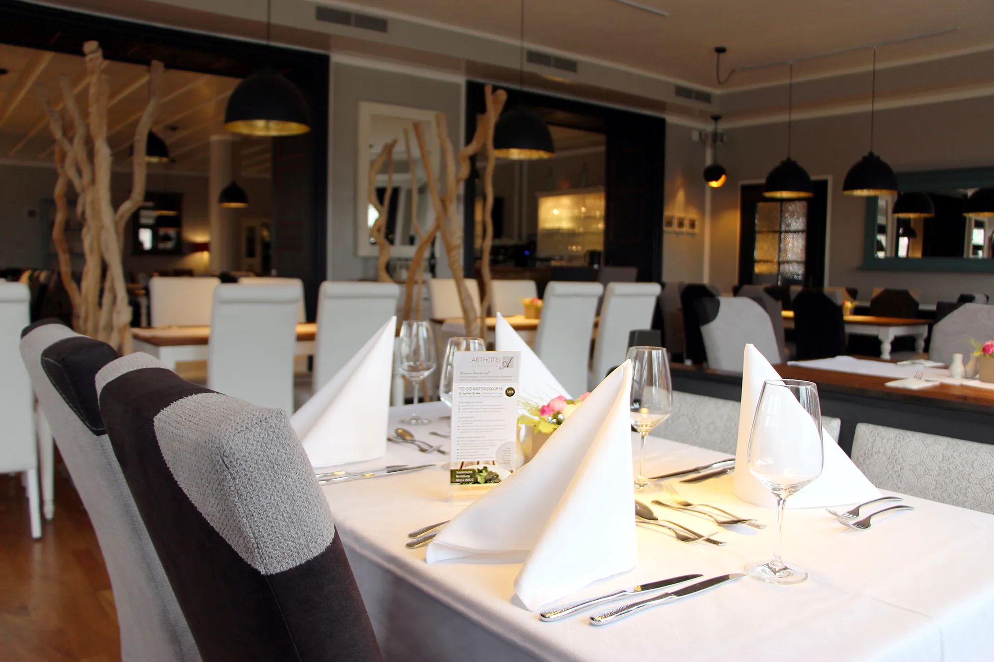 Eingedeckter Tisch im Andechser Hof