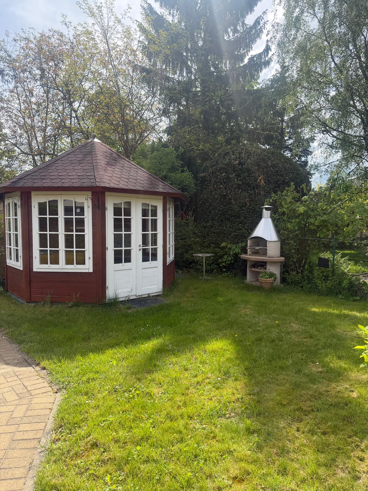 Gartenpavillon